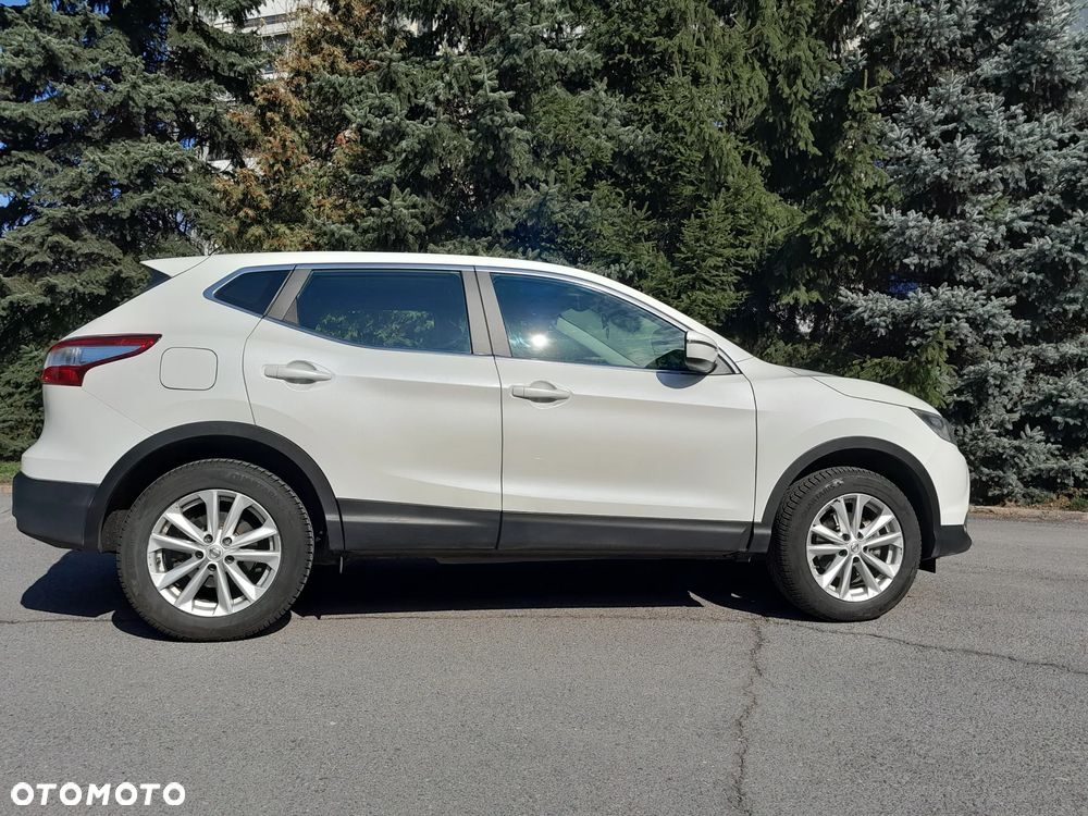 Nissan Qashqai 1.2 DIG-T Acenta EU6 - 1