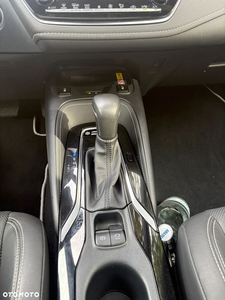Toyota Corolla - 10