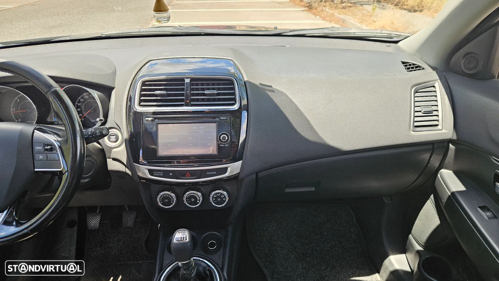 Mitsubishi ASX 1.6 DI-D Instyle Connect Edition - 19