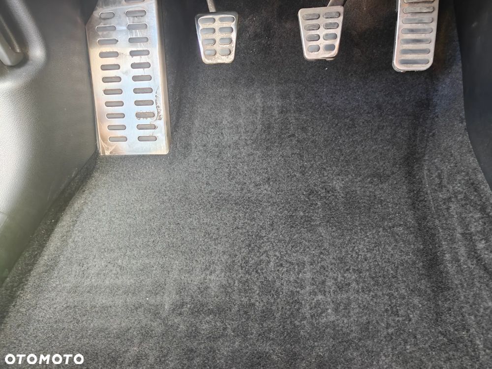 Kia Ceed 1.4 T-GDI L Business Line - 19