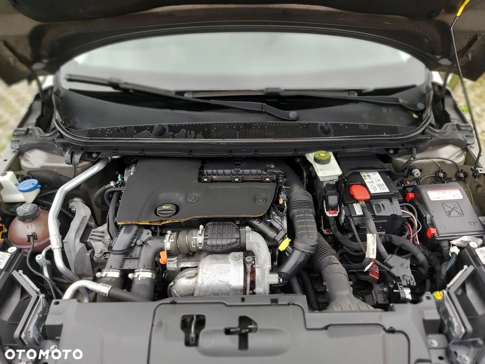 Peugeot 308 1.6 e-HDi Allure S&S - 37