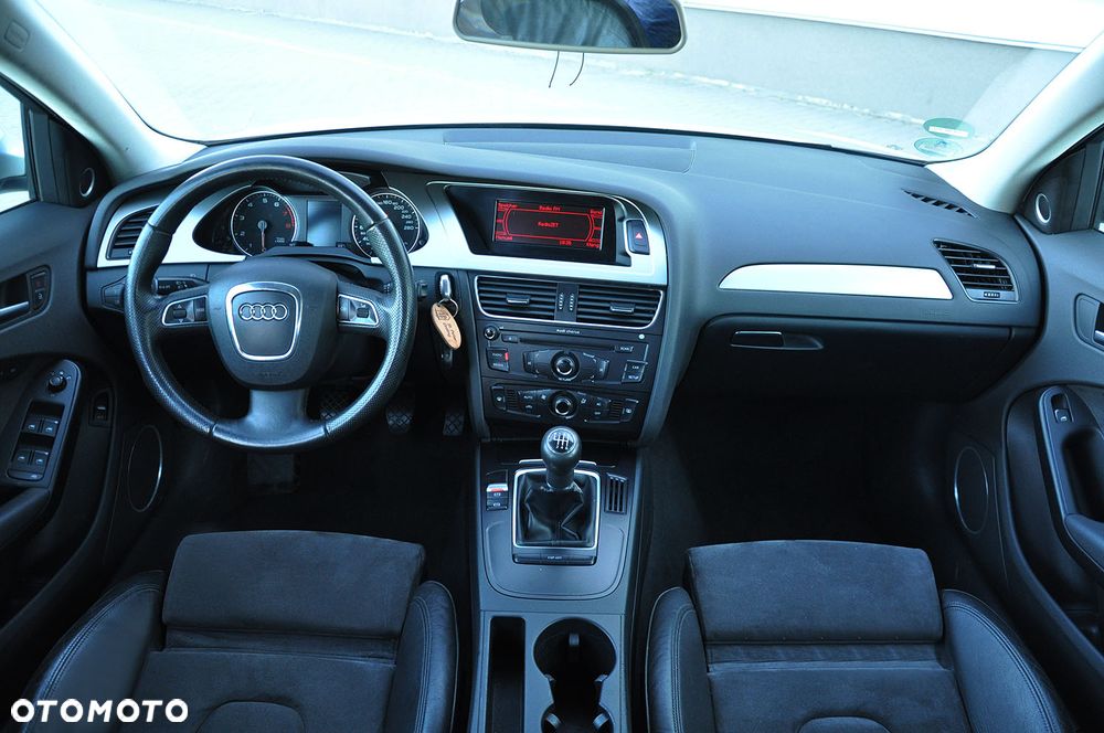 Audi A4 Avant 1.8 TFSI S line Sportpaket - 26