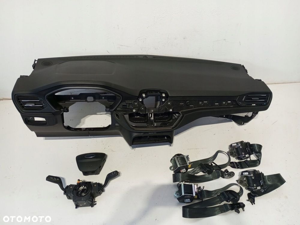 Konsola pulpit deska FORD FOCUS MK4