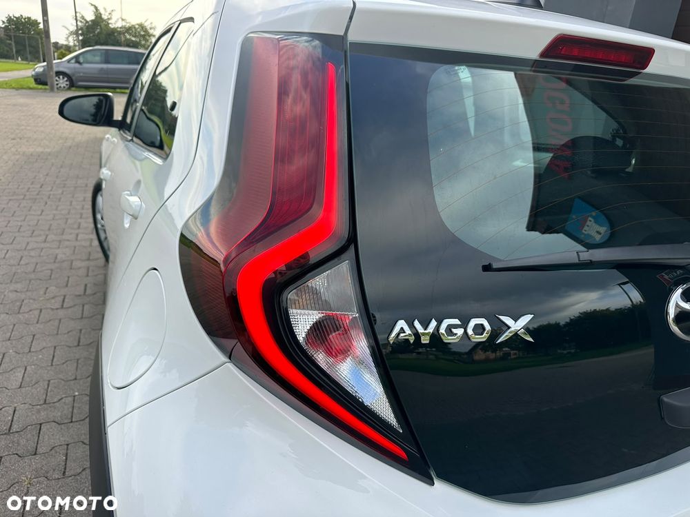 Toyota Aygo X S-CVT Play - 23