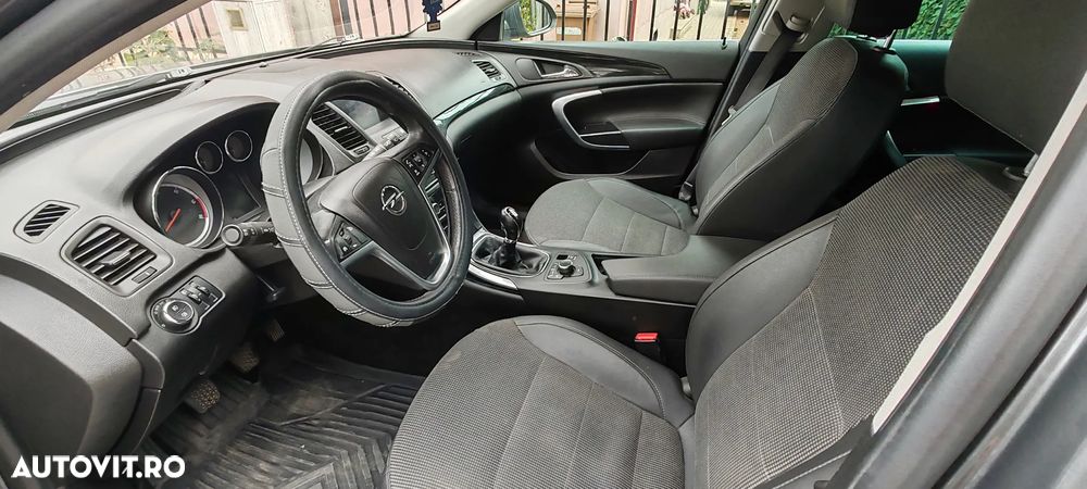 Opel Insignia 2011 photo 2
