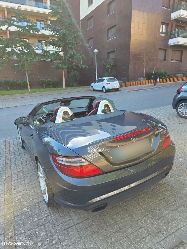 Mercedes-Benz SLK 200 Standard - 11