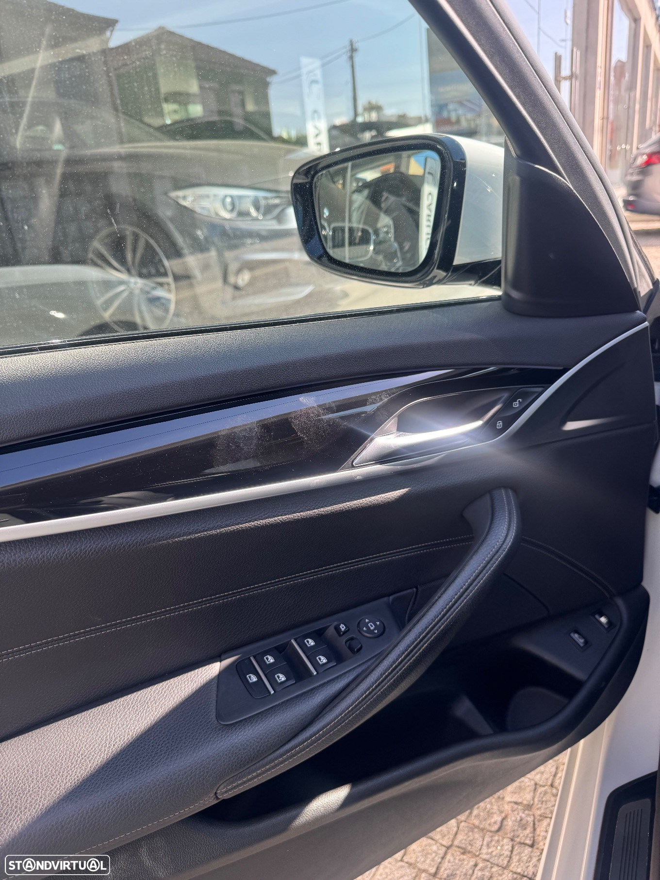 BMW 530 e iPerformance Pack M - 16