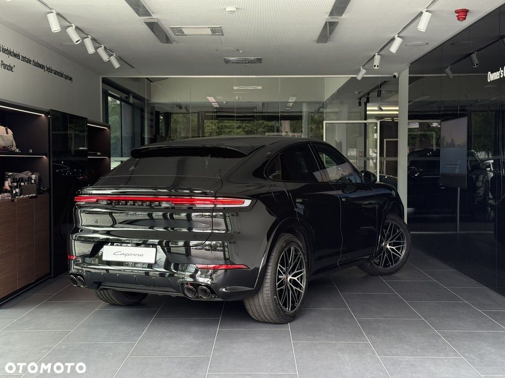 Porsche Cayenne - 12