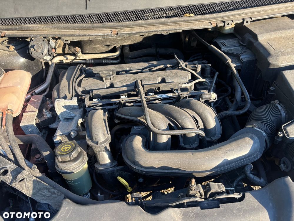 Ford Focus 1.6 Trend - 16