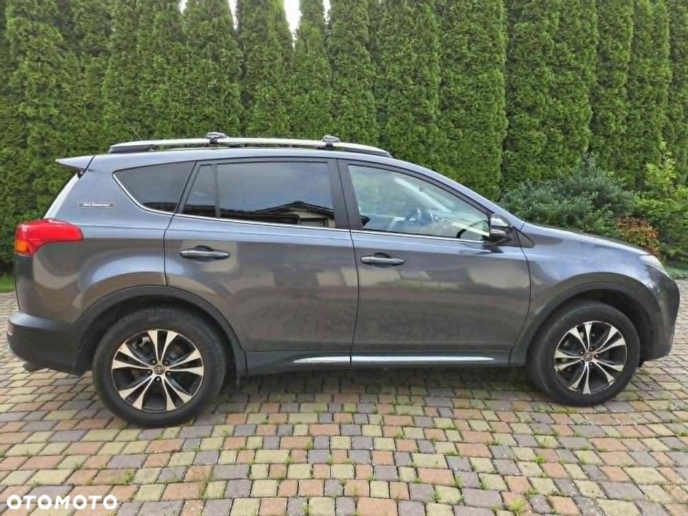 Toyota RAV4 2.0 D-4D Premium - 1