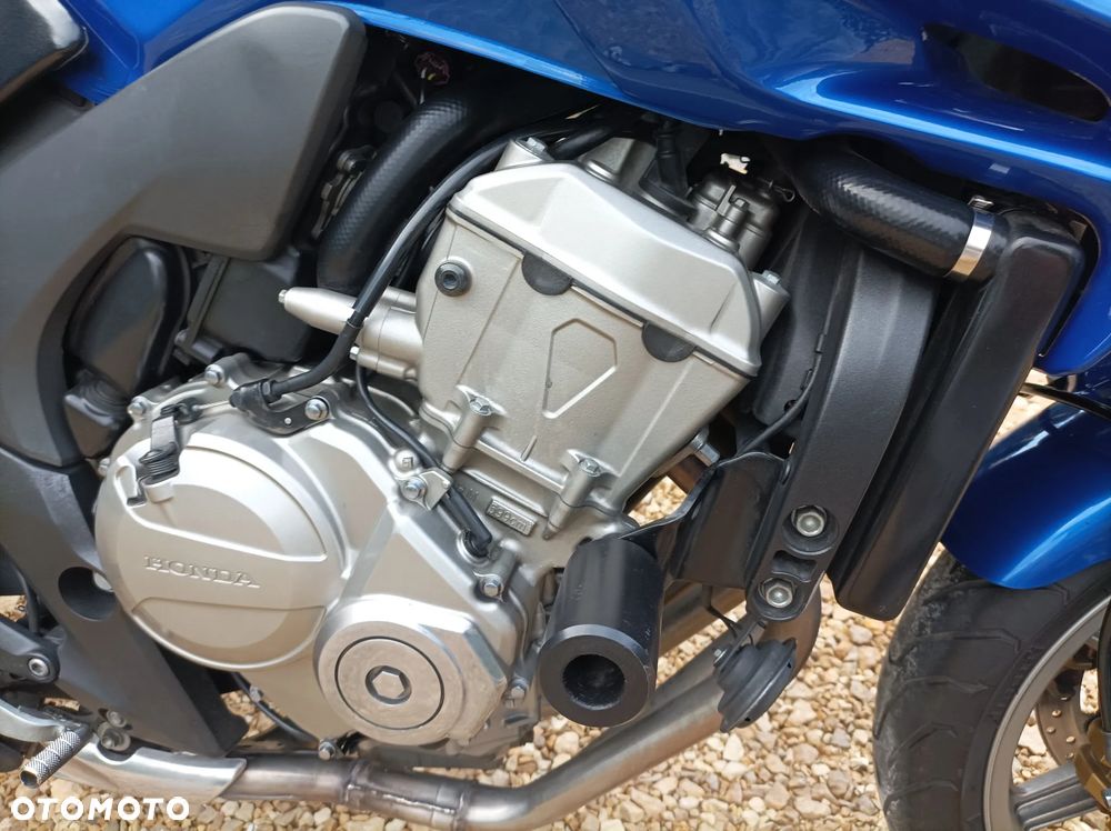Honda CBF - 12