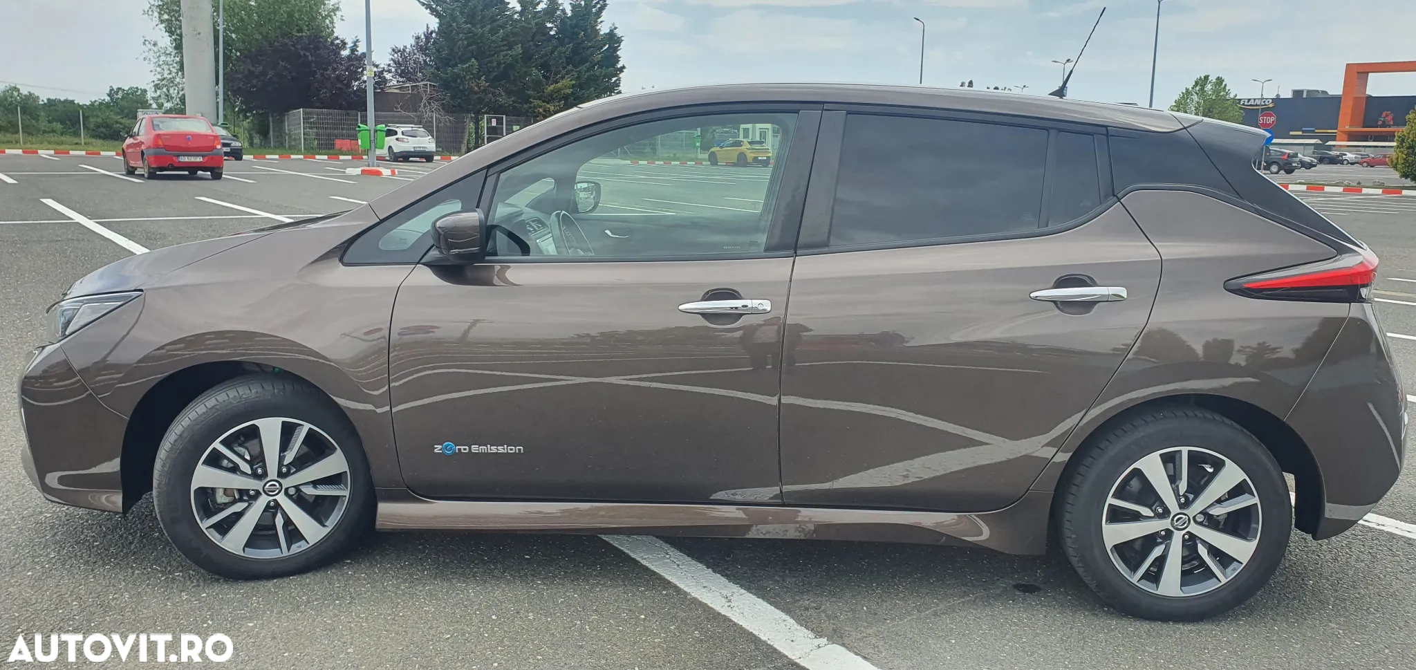 Nissan LEAF - 6