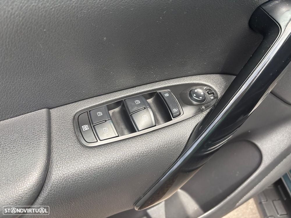 Mercedes-Benz X 250 d Progressive 4-Matic - 14