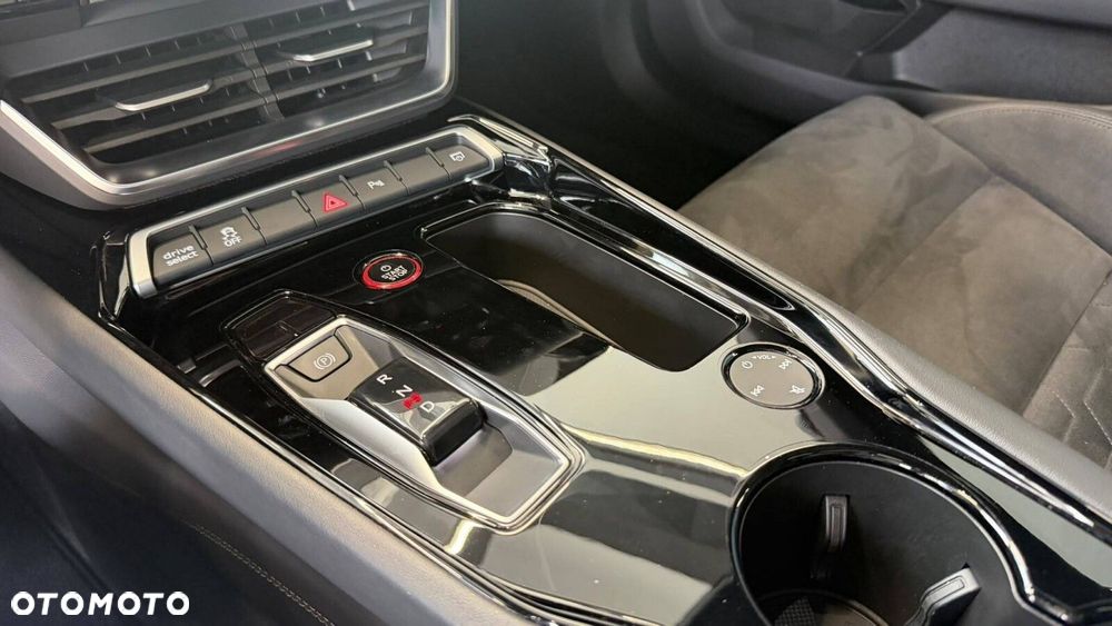 Audi e-tron GT - 28