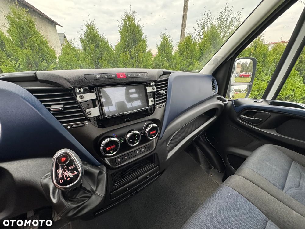 Iveco Daily 35S-210 Hi-Matic - 15