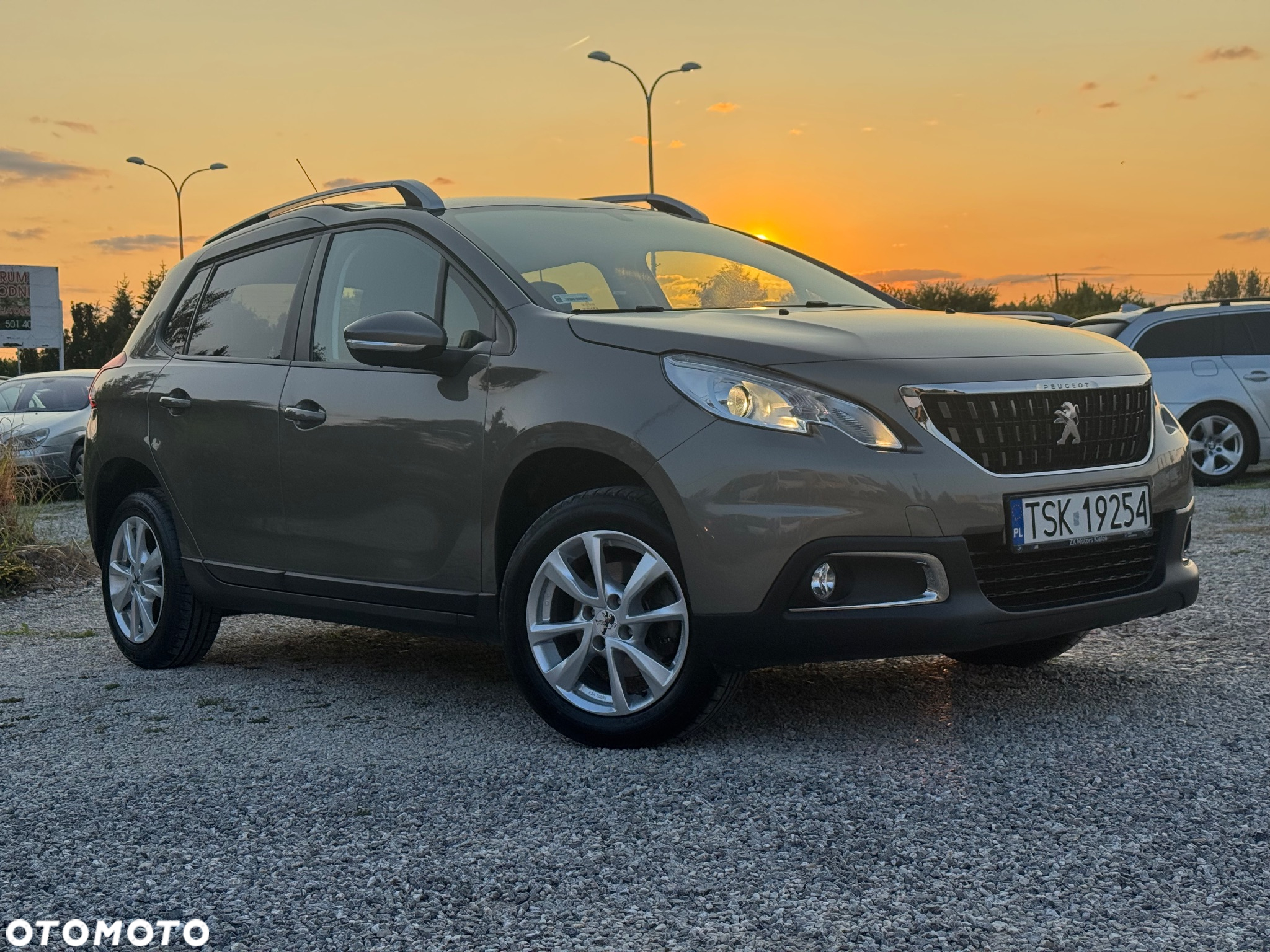 Peugeot 2008 1.2 Pure Tech Active S&S - 2