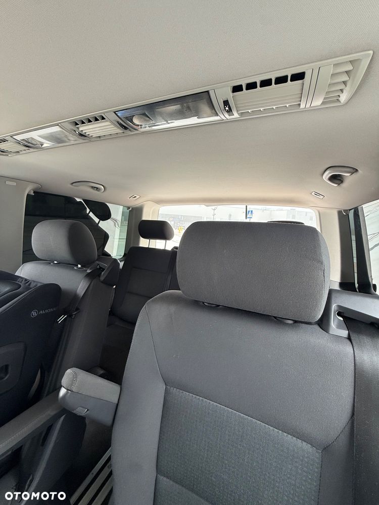 Volkswagen Multivan - 27