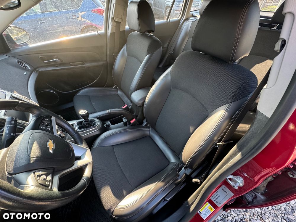 Chevrolet Cruze 1.4T LTZ+ - 10