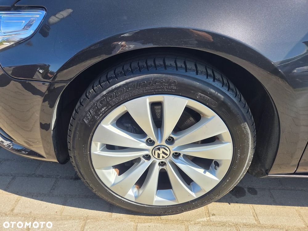 Volkswagen Passat CC - 12