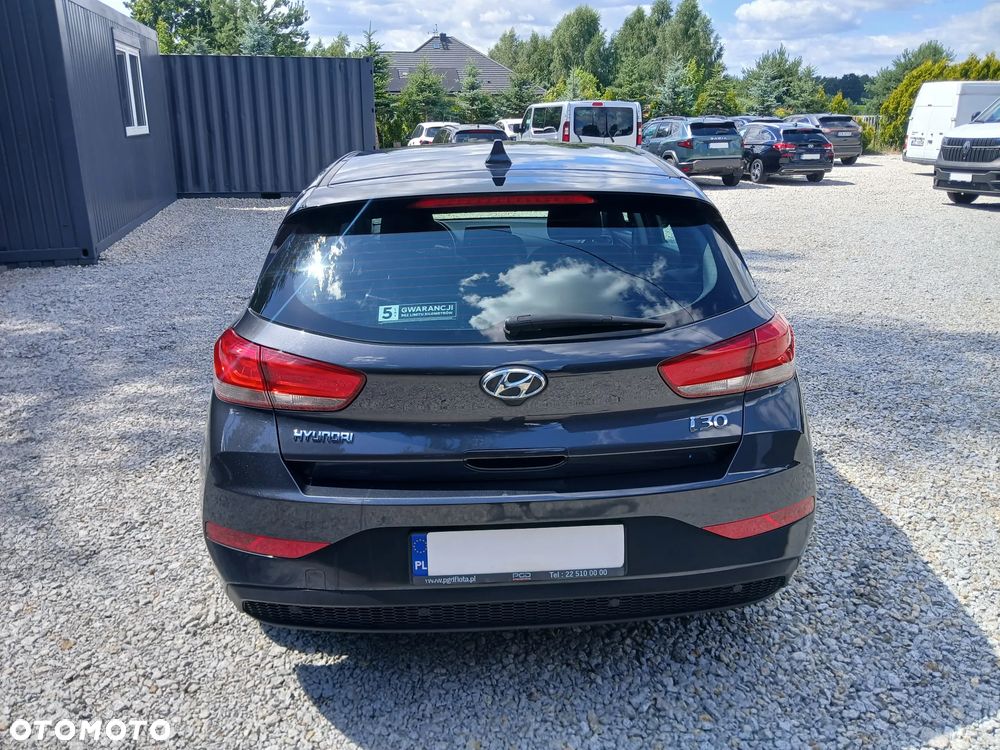Hyundai i30 1.5 DPI Modern - 18