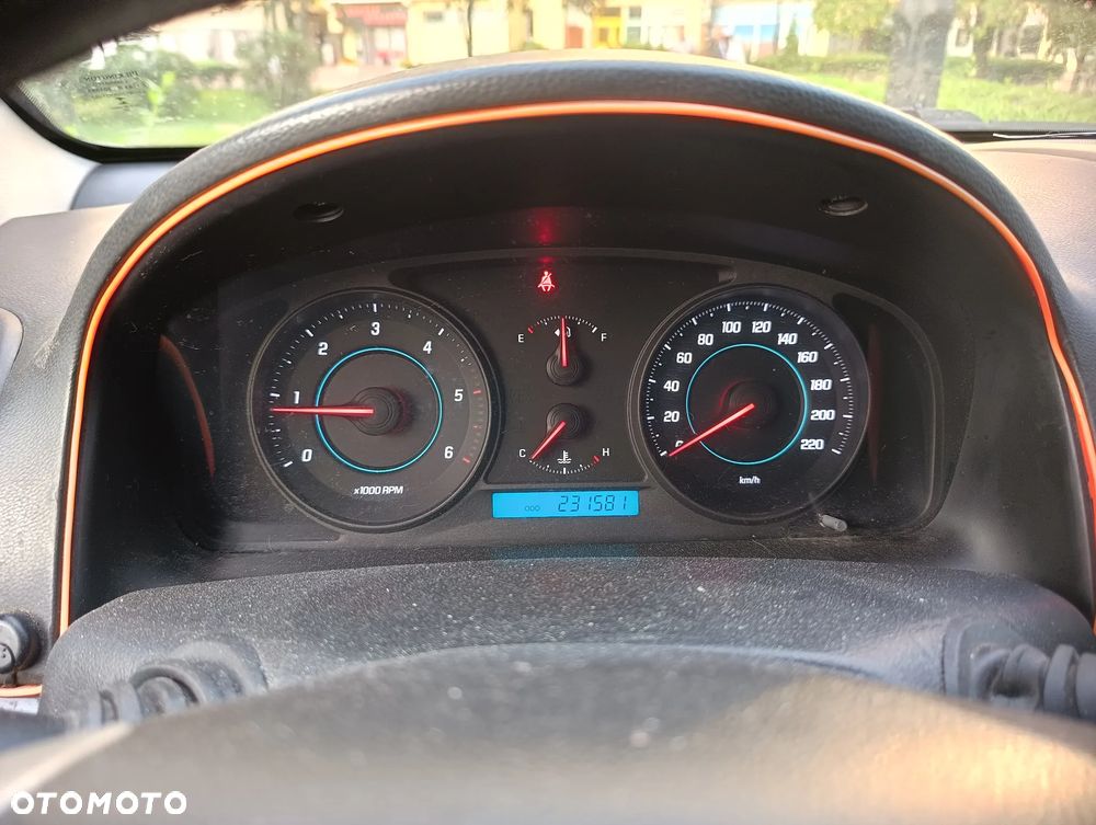 Chevrolet Captiva 2.2 D LTZ - 9