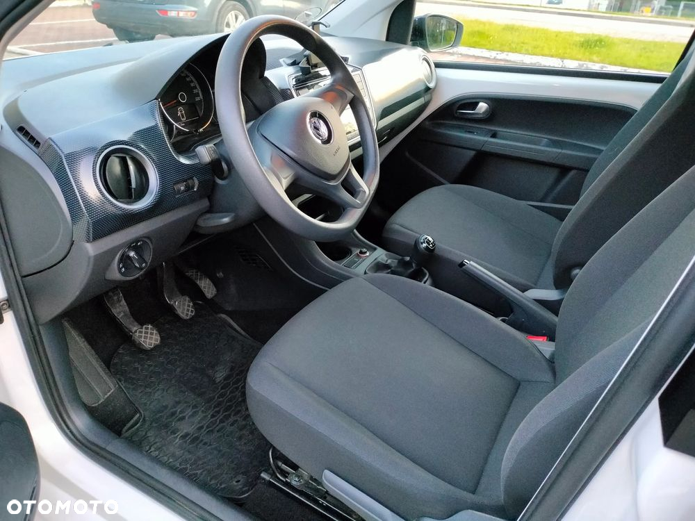 Volkswagen up! - 11
