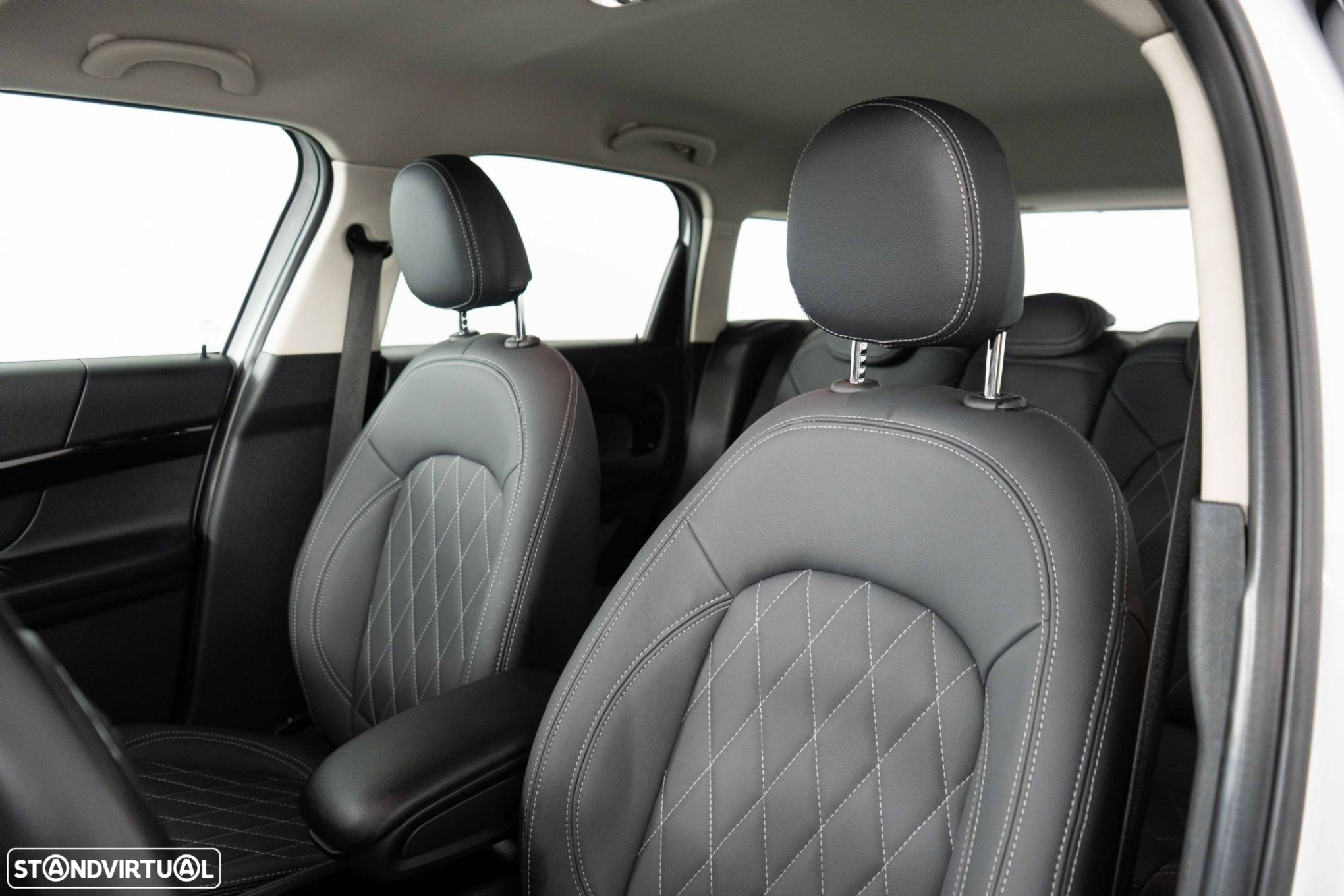 MINI Countryman Cooper SE ALL4 Auto - 8