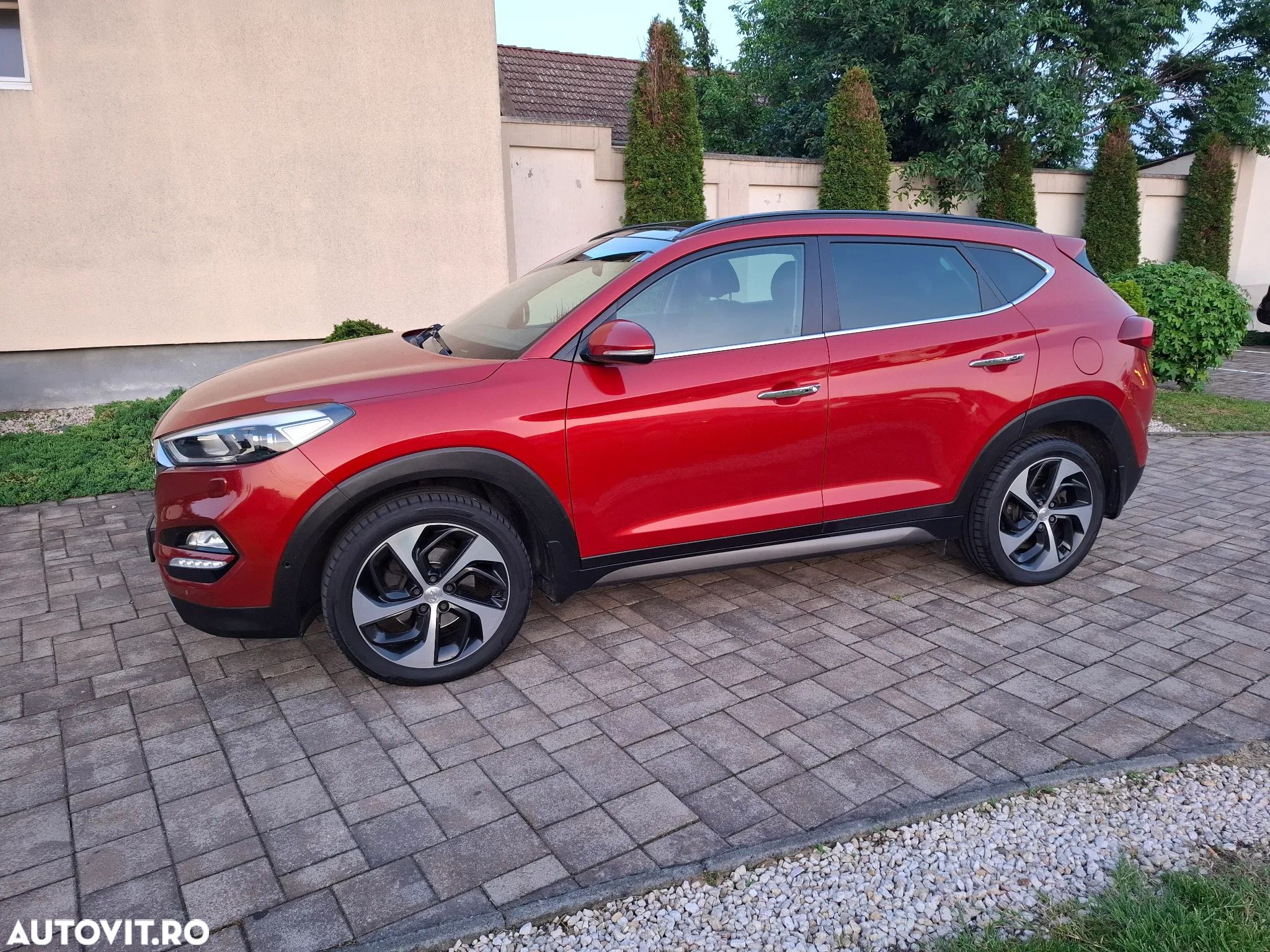 Hyundai Tucson 2.0 CRDI 4WD 6AT Luxury Pack+ - 1