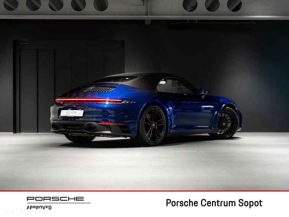 Porsche 911 Carrera GTS Cabrio - 5