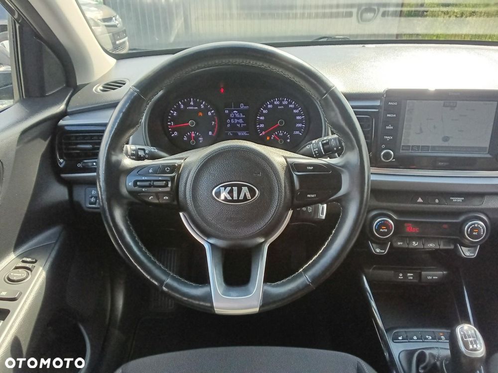 Kia Rio - 28