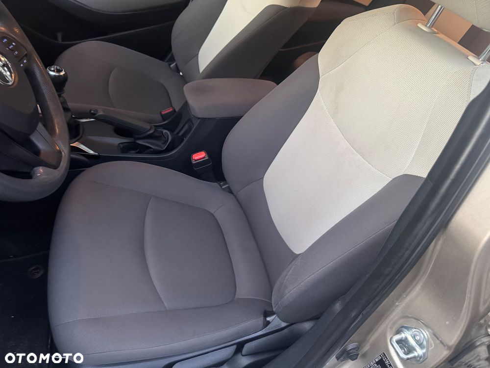 Toyota Corolla 1.5 Comfort - 21