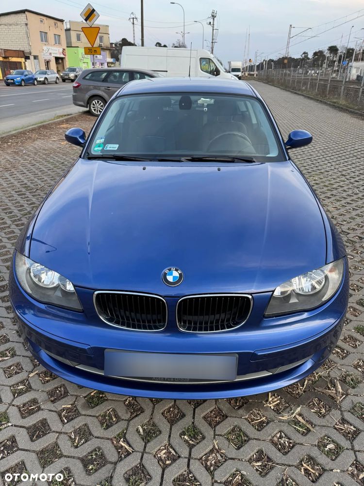 BMW Seria 1 118d DPF - 8