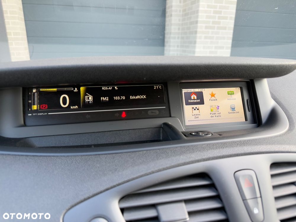 Renault Grand Scenic - 8
