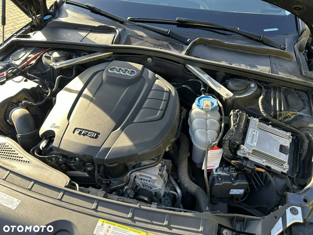 Audi A4 Limousine 2.0 TFSI ultra S tronic - 33