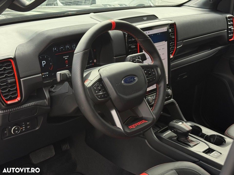 Ford Raptor - 13