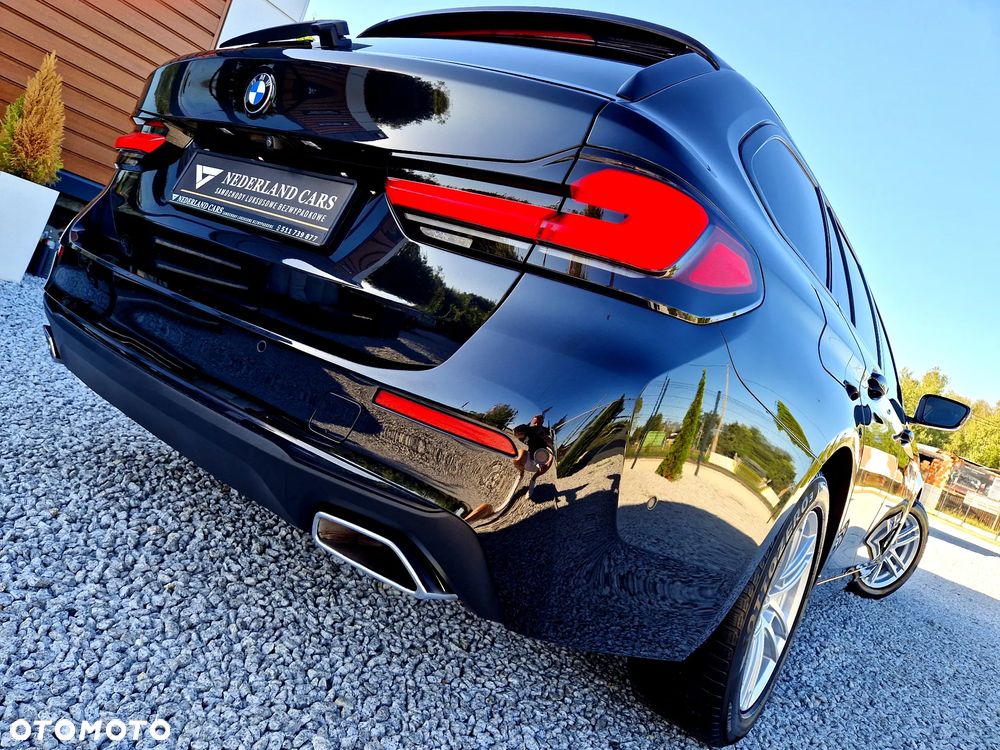 BMW Seria 5 - 32