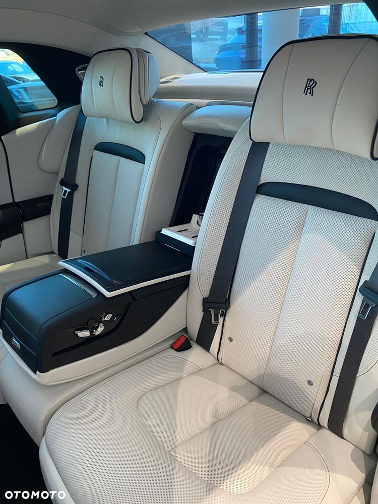 Rolls-Royce Ghost - 21