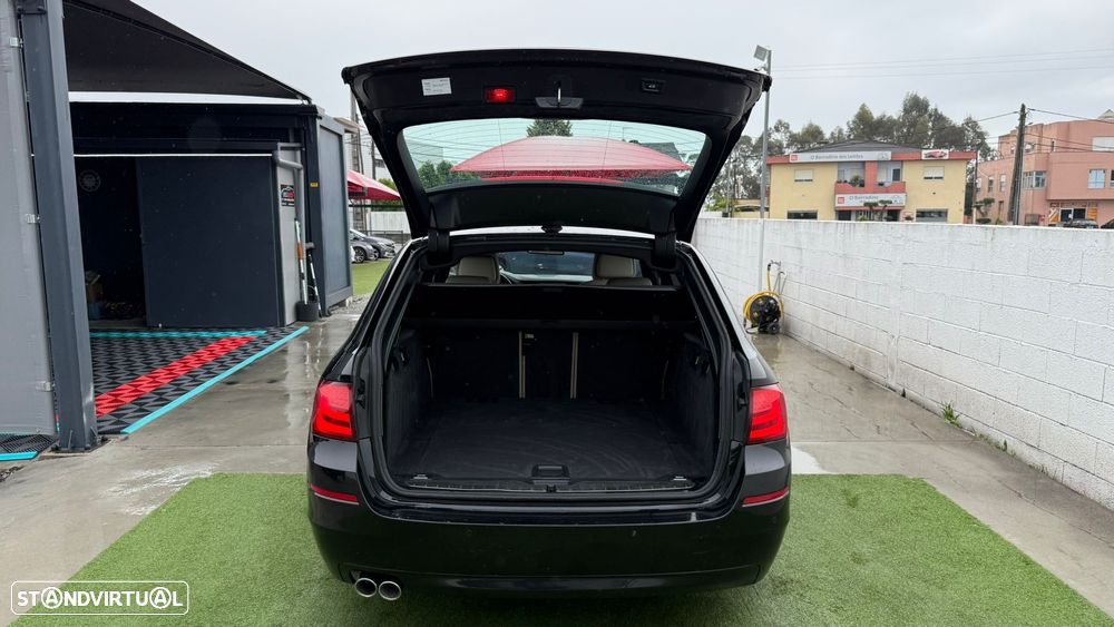 BMW 530 d xDrive Line Luxury Auto - 8