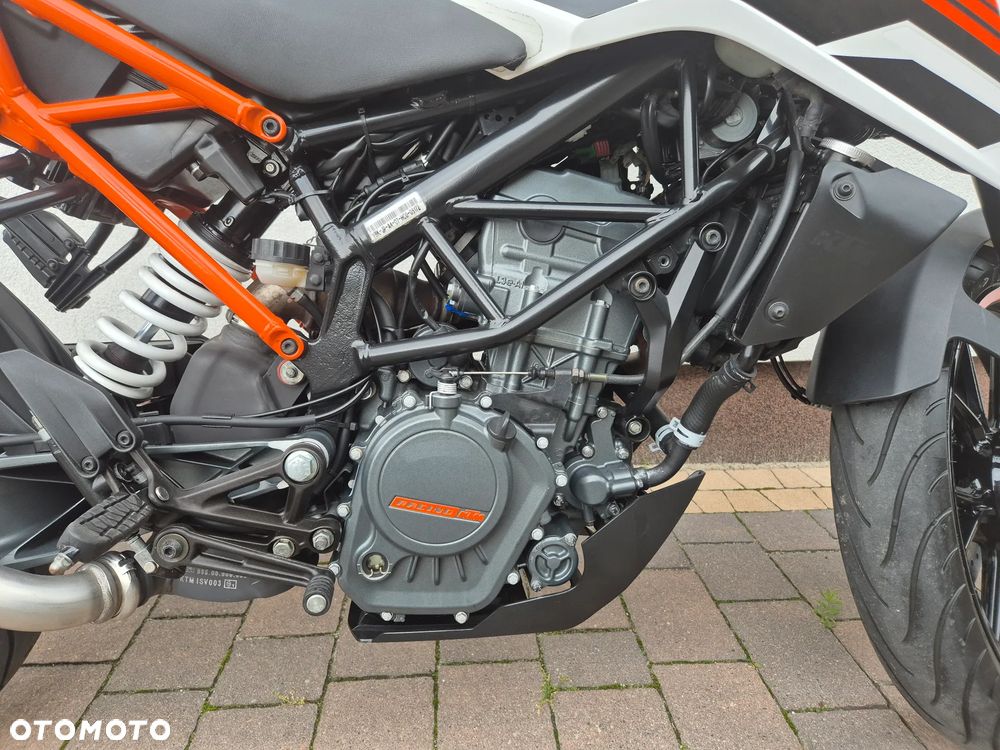 KTM Duke 125 - 8