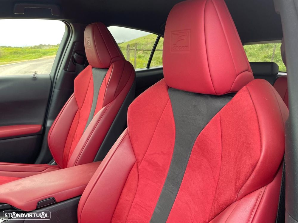 Lexus UX 250h F Sport - 23