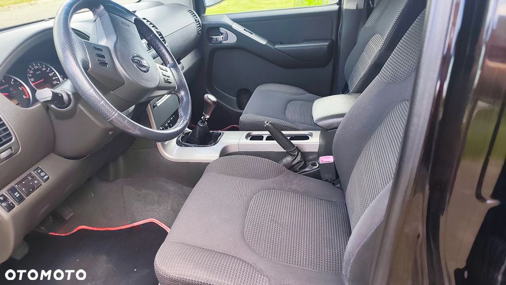 Nissan Pathfinder 2.5 dCi Premium - 17