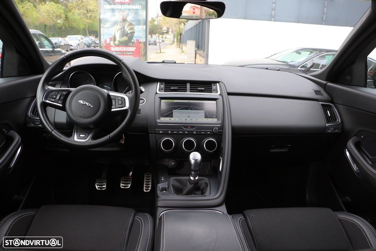 Jaguar E-Pace 2.0 i4D R-Dynamic - 11