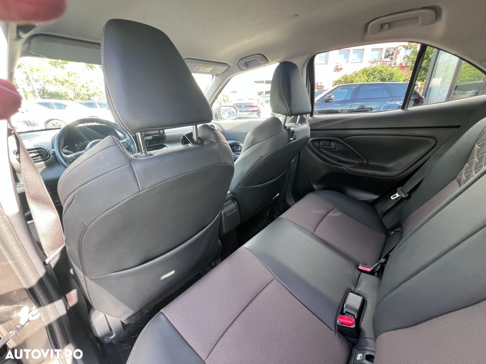 Toyota Yaris Cross 1.5 VVT-i HSD 4x2 Active - 13