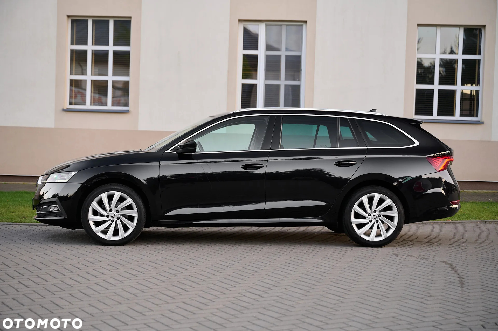 Skoda Octavia 2.0 TDI Style DSG - 9
