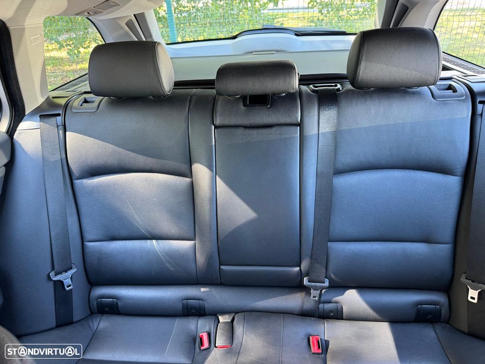 BMW 520 d Touring Aut. - 17