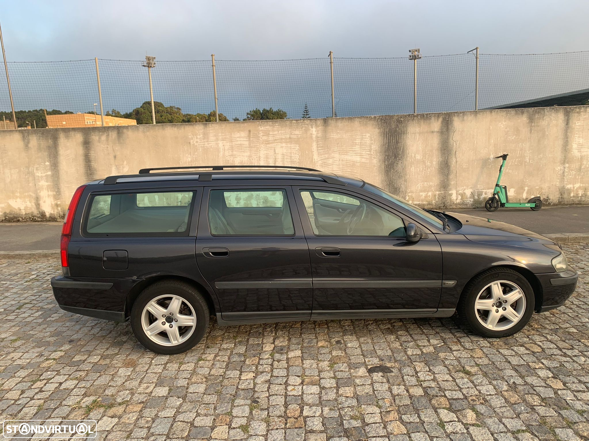 Volvo V70 T5 - 2