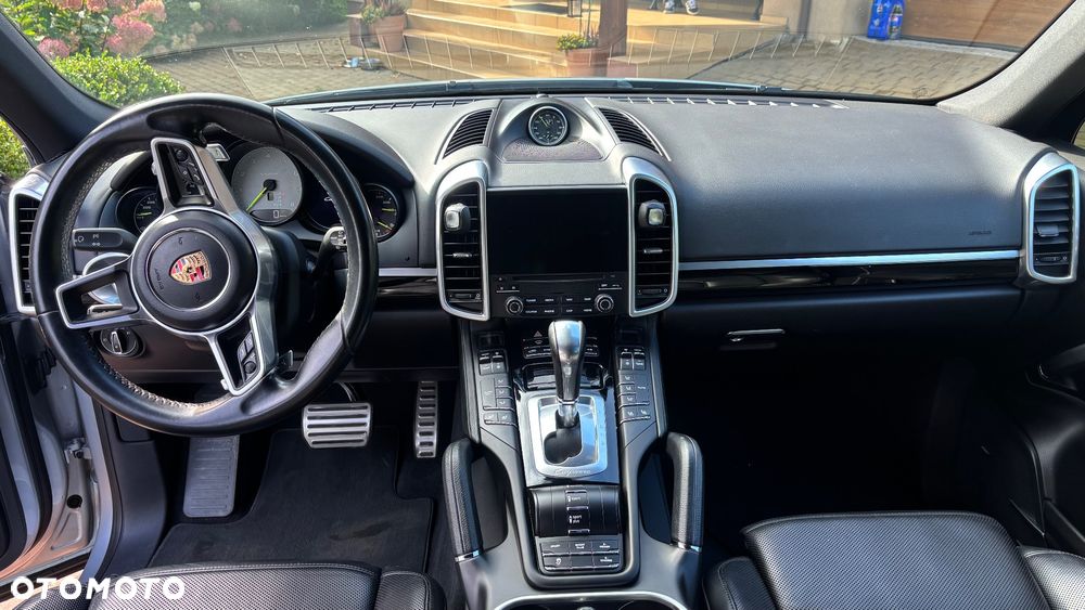 Porsche Cayenne - 6