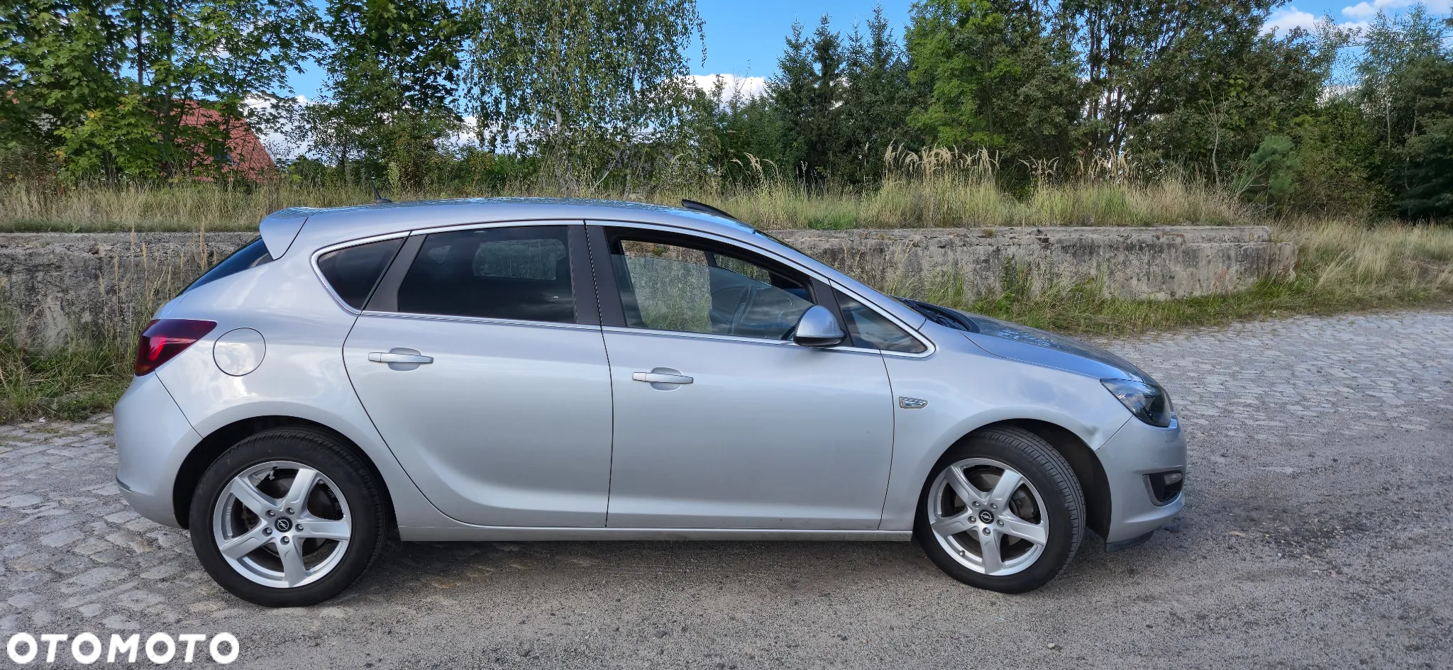 Opel Astra IV 1.6 CDTI Cosmo - 6