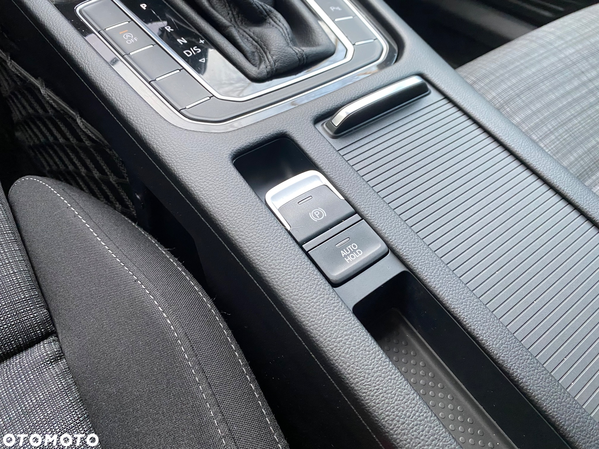 Volkswagen Passat 2.0 TDI EVO Elegance DSG - 20
