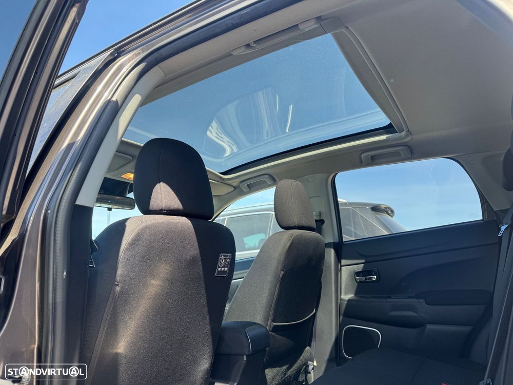 Mitsubishi ASX 1.8 DI-D Intense - 9